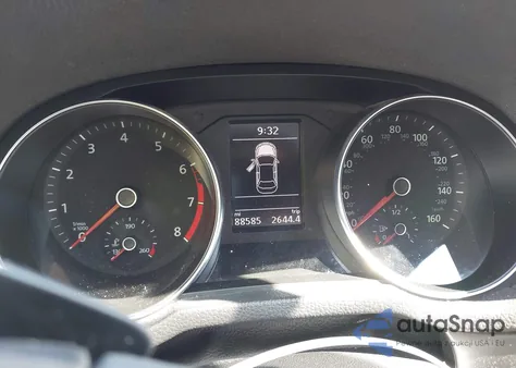 2017 Volkswagen Passat 1.8T R-Line z USA, uszkodzony, nr VIN 1VWDT7A38HC084036